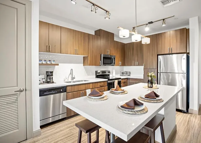 Modern Town Penthouse By Cozysuites Apartment Tempe