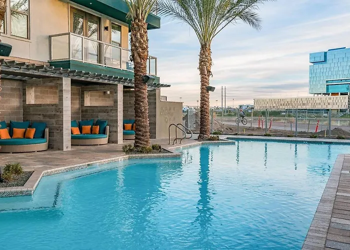 Modern Town Penthouse By Cozysuites * Tempe